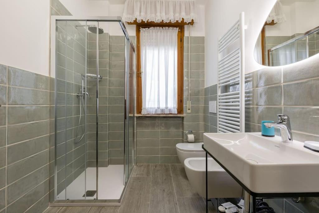 Casa Lucy Villa Бардолино Екстериор снимка