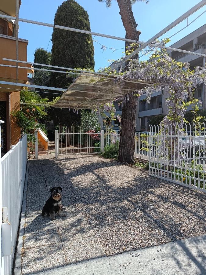 Casa Lucy Villa Бардолино Екстериор снимка