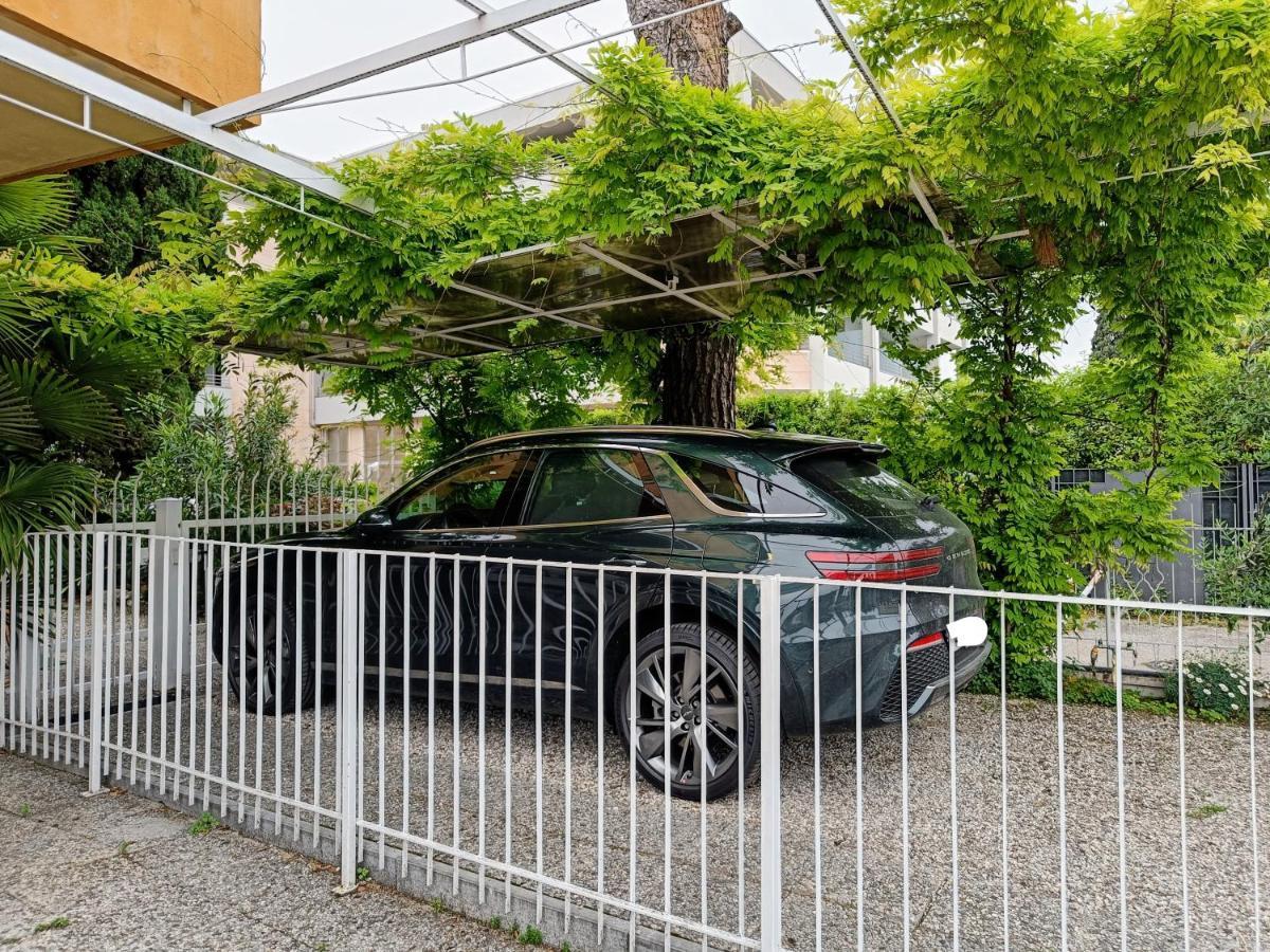 Casa Lucy Villa Бардолино Екстериор снимка